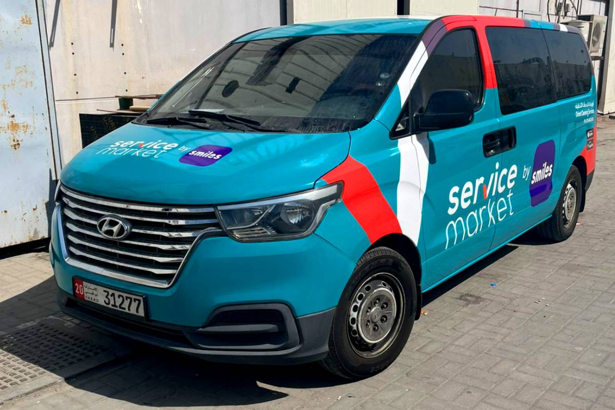 ServiceMarket by Smiles full vehicle branding in Abu Dhabi